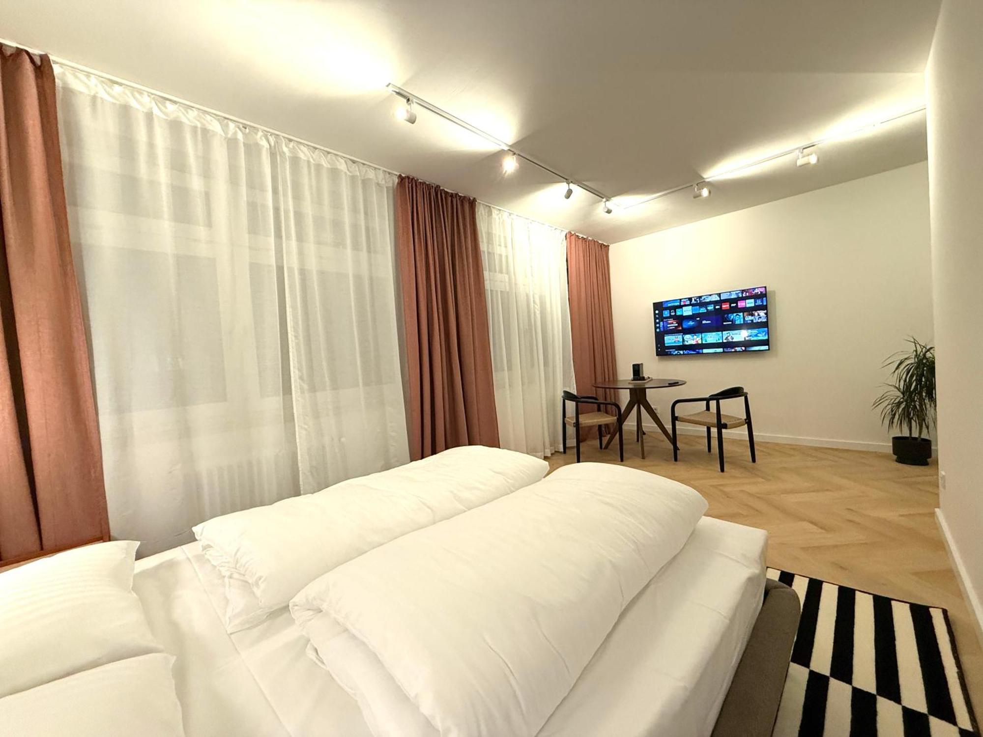 Stayzz By Homyzz - Modern Studios Alsterdorf -Winterhude- Stadtpark Hamborg Eksteriør billede