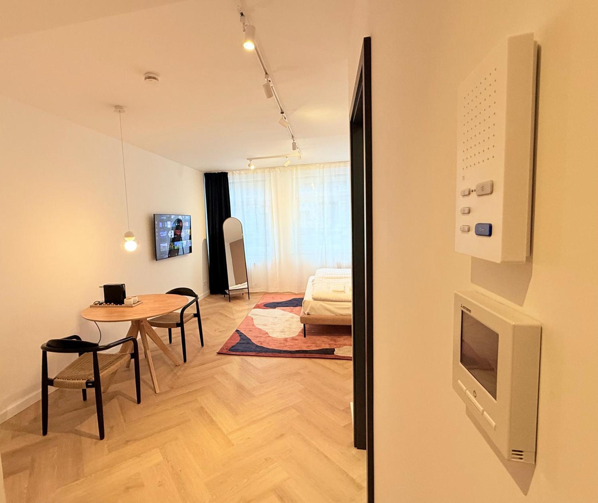 Stayzz By Homyzz - Modern Studios Alsterdorf -Winterhude- Stadtpark Hamborg Eksteriør billede